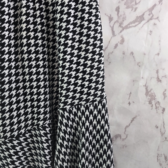 Aqua Dress Womens Small Black White Houndstooth Tank Mini Short Flounce Peplum - Picture 8 of 12